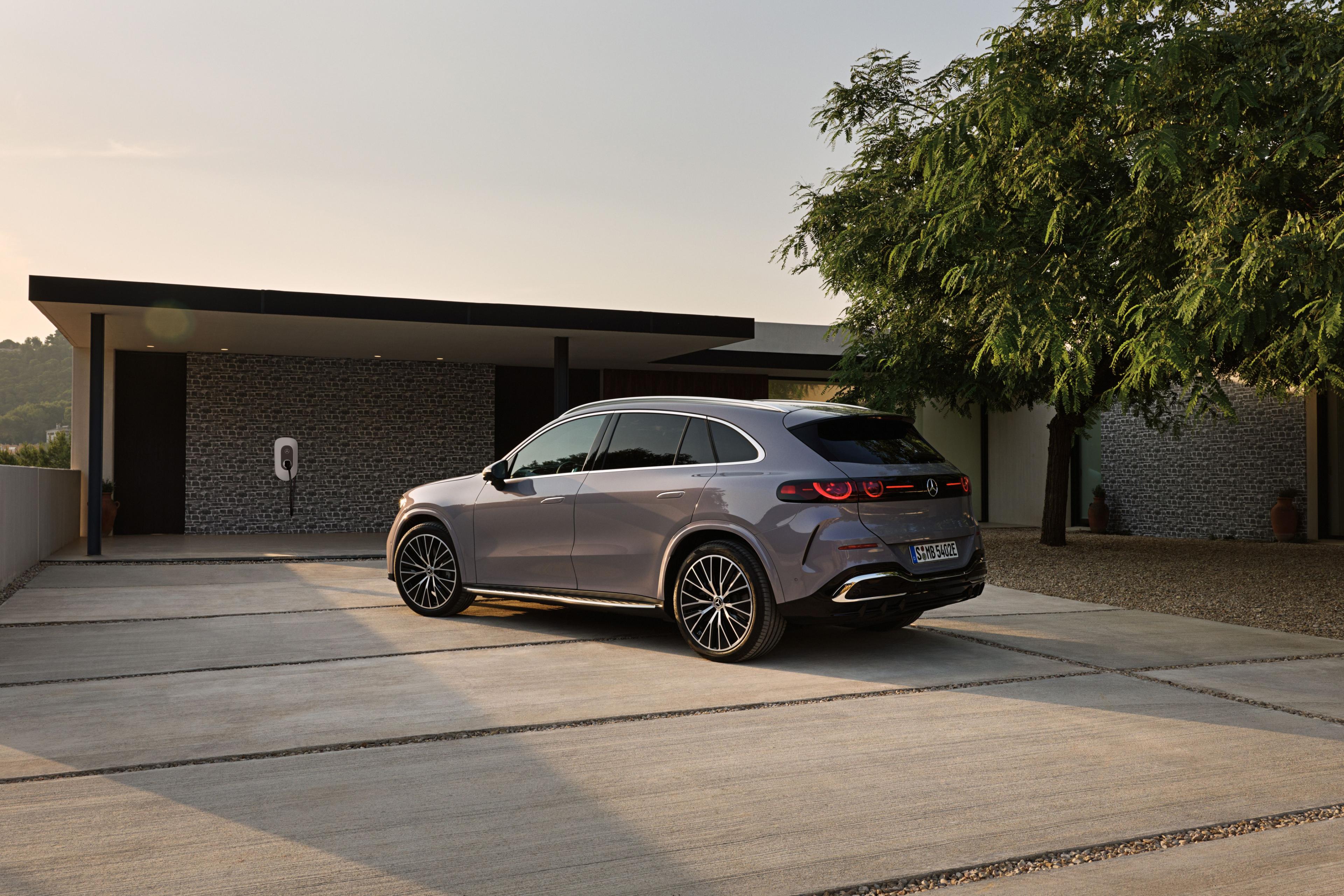 Der neue Mercedes-Benz GLC 400 4MATIC mit EQ Technologie